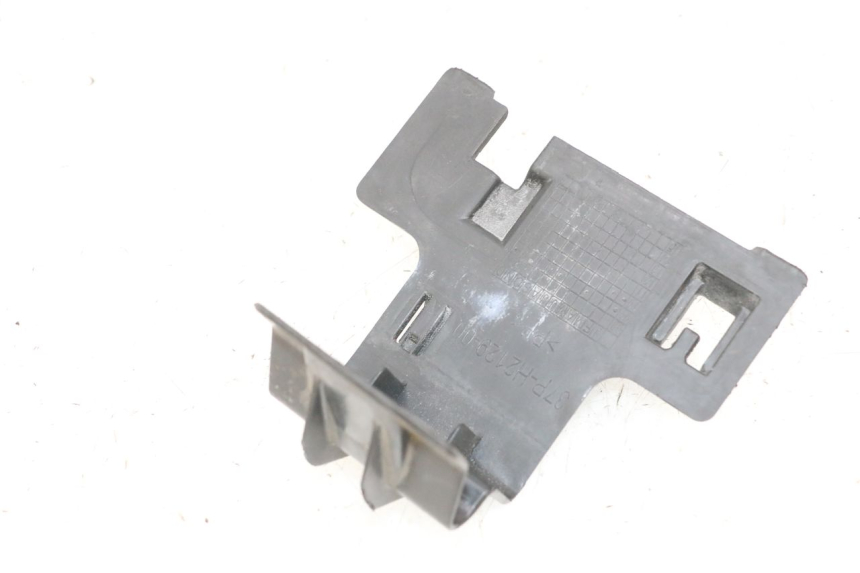 photo de BATTERIJAFDEKKING YAMAHA X-MAX XMAX 125 (2010 - 2013) - Detail van het onderdeel