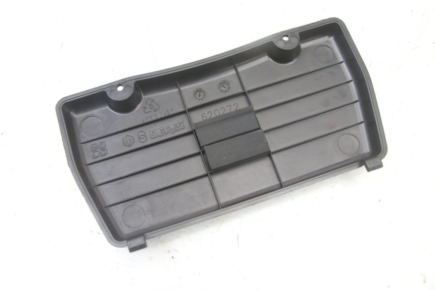 photo de ACCUAFDEKKING PIAGGIO XEVO - X EVO 125 (2007 - 2017) - Andere kijkhoek