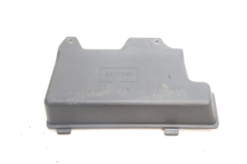 photo de BATTERIJAFDEKKING PIAGGIO ZIP 4T 50 (2018 - 2020) - Detail van het onderdeel