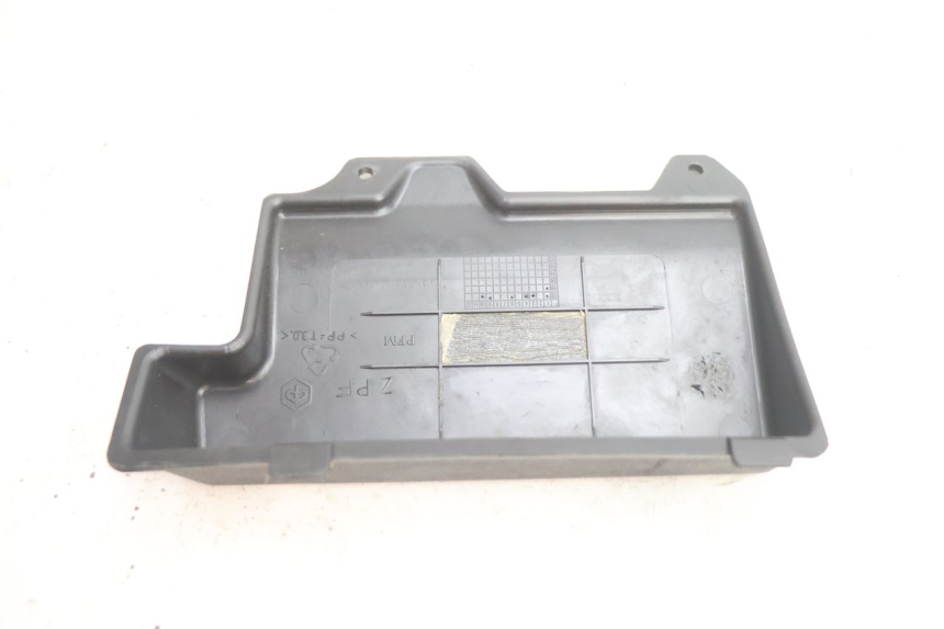 photo de BATTERIJAFDEKKING PIAGGIO ZIP 4T 50 (2018 - 2020) - Overzicht