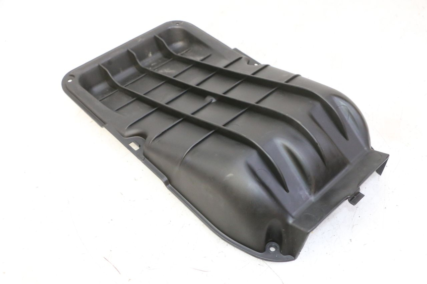 photo de LUCHTFILTERKASTDEKSEL QUADRO 4 4D 350 (2015 - 2018) - Andere kijkhoek