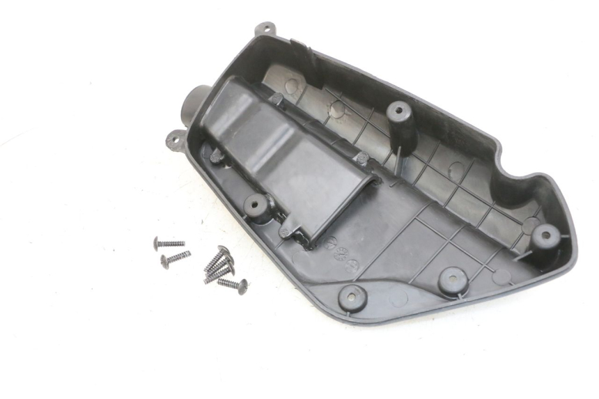 photo de LUCHTFILTERKASTDEKSEL KYMCO LIKE 125 (2009 - 2016) - Zoom op gebruiksstaat