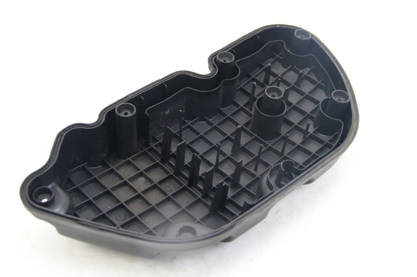 photo de LUCHTFILTERKASTDEKSEL PIAGGIO MP3 125 (2006 - 2014) - Staat van het oppervlak