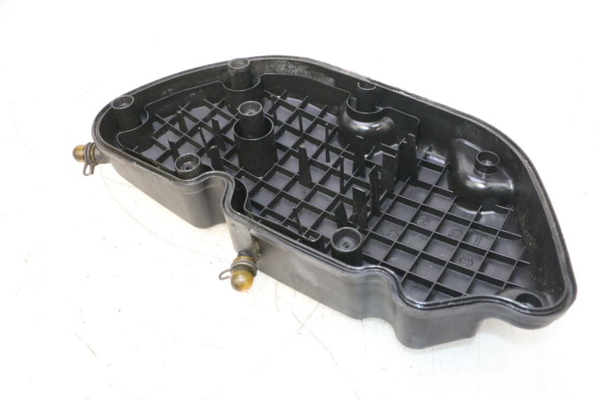 photo de LUCHTBOXDEKSEL PIAGGIO MP3 RL 250 (2006 - 2010) - Zoom op gebruiksstaat