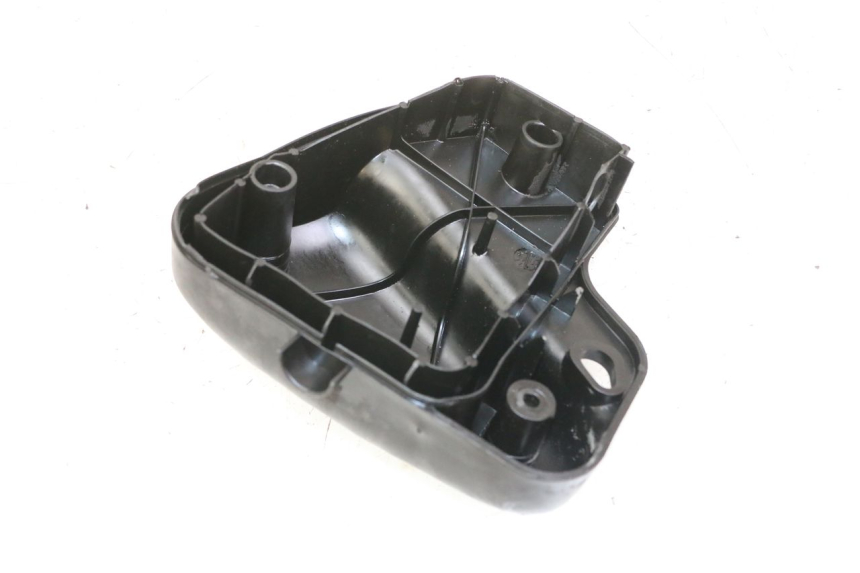 photo de LUCHTFILTERKASTDEKSEL PEUGEOT ELYSTAR 50 (2002 - 2014) - Zoom op gebruiksstaat