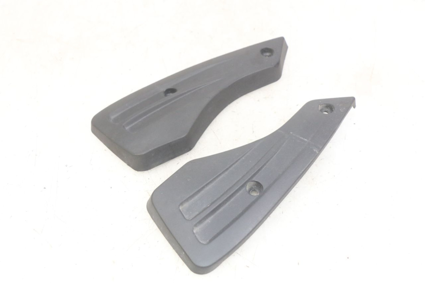 photo de Zijkap frame NECO ALEXONE 125 (2017 - 2024) - Zoom op gebruiksstaat