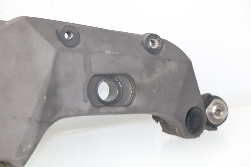 photo de ZIJFRAMEKAP MV AGUSTA BRUTALE R WALLY 910 (2008 - 2008) - Overzicht