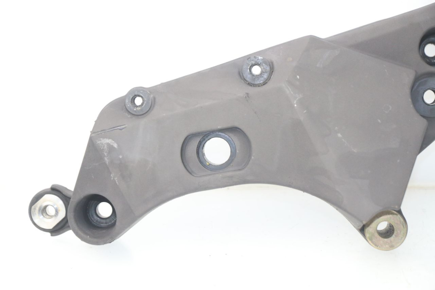 photo de ZIJFRAMEKAP MV AGUSTA BRUTALE R WALLY 910 (2008 - 2008) - Gecontroleerd onderdeel