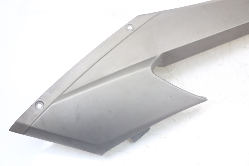 photo de RECHTER ZIJFRAMEKAP QUADRO 3D S 350 (2013 - 2018) - Detail van het onderdeel