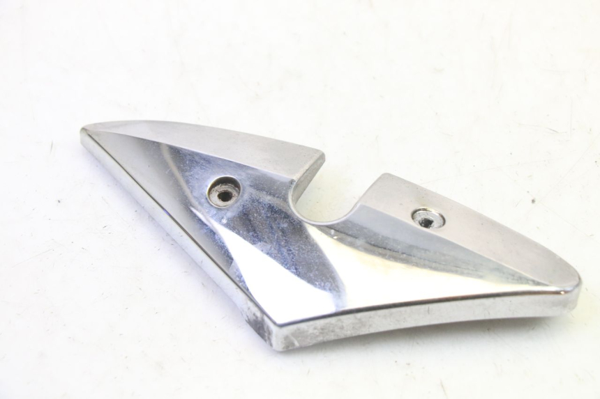 photo de RECHTER ZIJFRAMEKAP HYOSUNG GV AQUILA 125 (2000 - 2009) - Detail van het onderdeel
