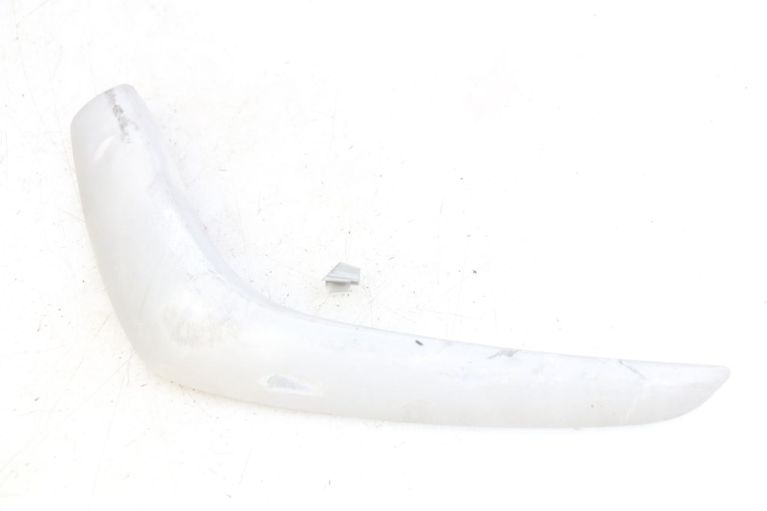 photo de RECHTER ZIJFRAMEKAP PIAGGIO FLY 2T 50 (2004 - 2017) - Zoom op gebruiksstaat