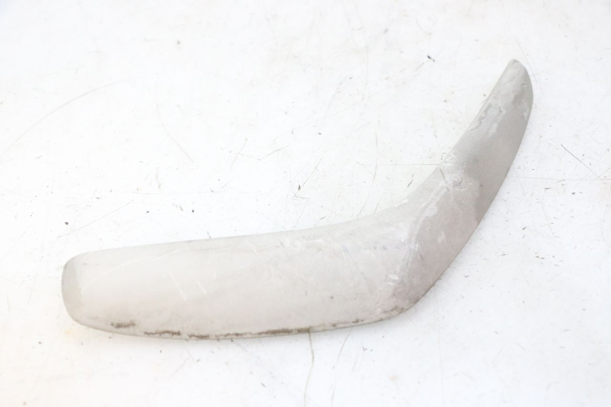 photo de RECHTER ZIJFRAMEKAP PIAGGIO FLY 2T 50 (2004 - 2017) - Technische close-up