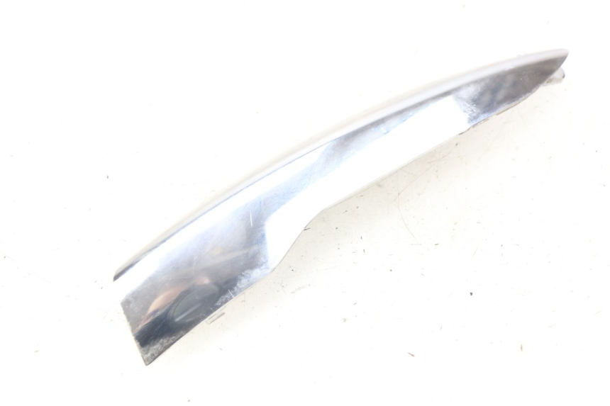 photo de RECHTER ZIJFRAMEKAP PIAGGIO LIBERTY IGET S 125 (2016 - 2020) - Technische close-up