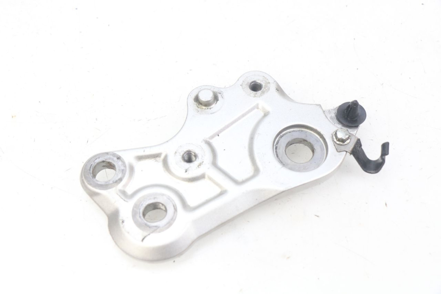 photo de RECHTER ZIJFRAMEKAP YAMAHA MT-07 MT07 ABS 700 (2014 - 2017) - Hoofdaanzicht