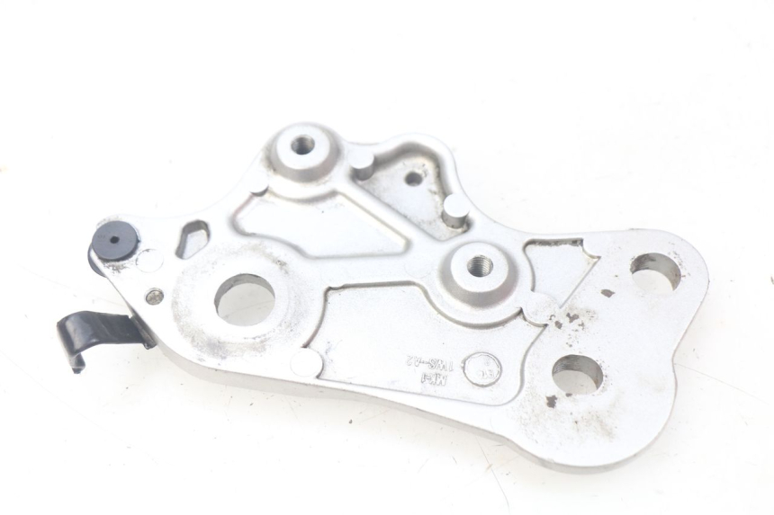 photo de RECHTER ZIJFRAMEKAP YAMAHA MT-07 MT07 ABS 700 (2014 - 2017) - Detail van het onderdeel