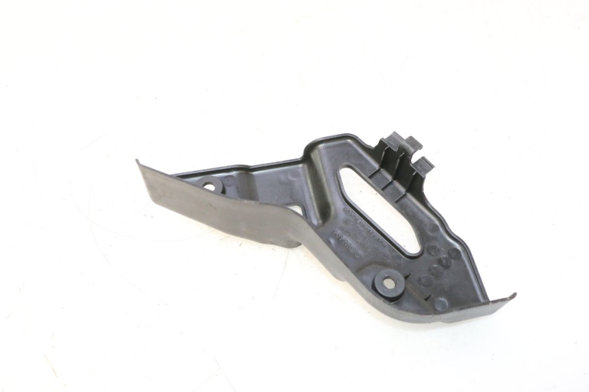photo de RECHTE ZIJFRAMEDEKSEL KYMCO MXU R 250 (2004 - 2010) - Detail van het onderdeel