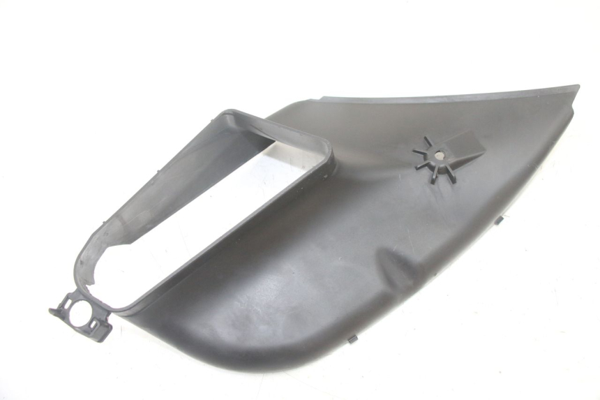 photo de RECHTER ZIJFRAMEKAP PEUGEOT SATELIS COMPRESSOR K15 125 (2006 - 2009) - Hoofdaanzicht