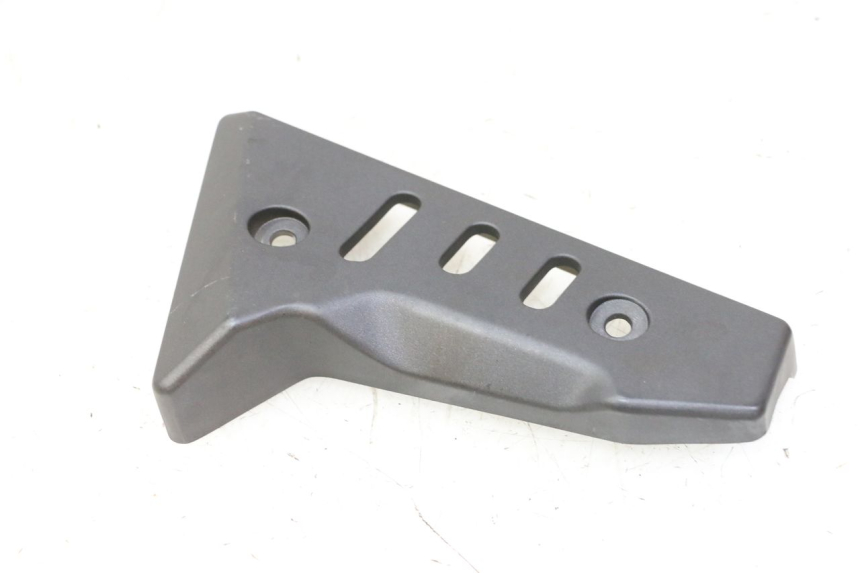 photo de RECHTER ZIJFRAMEKAP MAG POWER R-STREET 50 (2016 - 2025) - Zoom op gebruiksstaat