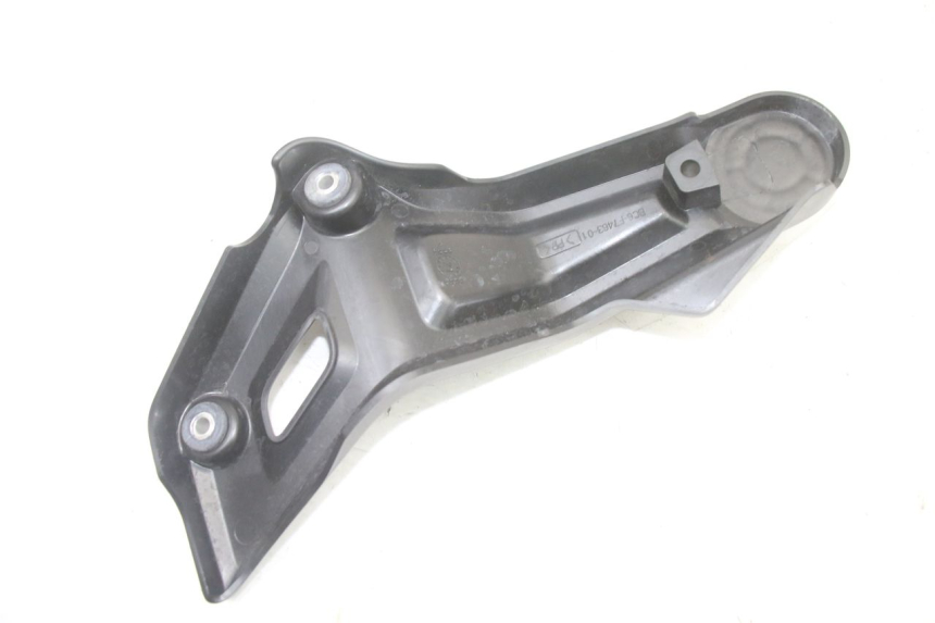 photo de RECHTER ZIJFRAMEKAP YAMAHA TRACER 7 700 (2020 - 2024) - Andere kijkhoek