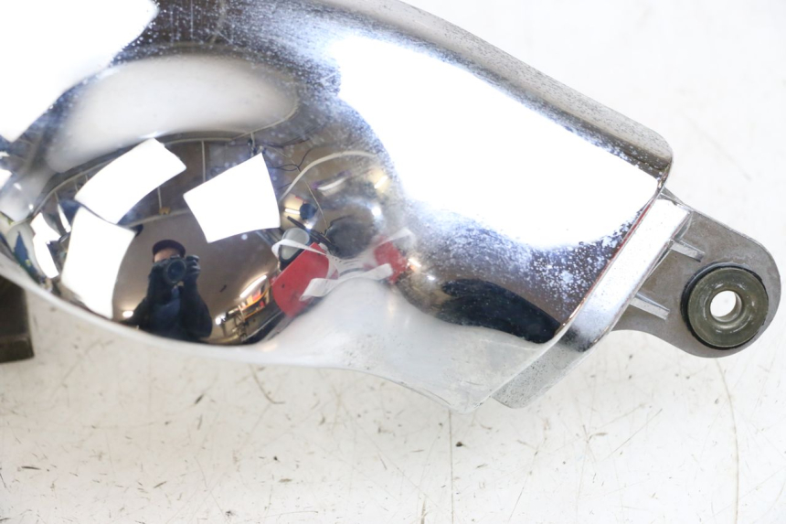 photo de RECHTER ZIJFRAMEKAP SUZUKI VL INTRUDER 125 (2004 - 2007) - Staat van het oppervlak