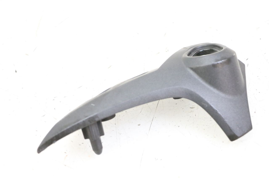 photo de RECHTER ZIJFRAMEKAP YAMAHA FZ6 FAZER S2 600 (2007 - 2011) - Technische close-up