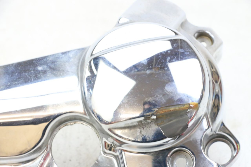 photo de RECHTER ZIJFRAMEKAP YAMAHA XVS DRAG STAR DRAGSTAR 650 (1997 - 2007) - Detail van het onderdeel