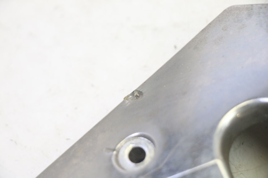 photo de LINKER ZIJKAP CHASSIS HYOSUNG GV AQUILA 125 (2000 - 2009) - Detail van het onderdeel
