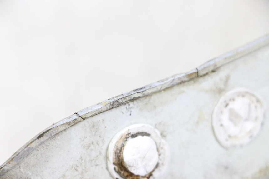 photo de LINKER ZIJKAP CHASSIS APRILIA CLASSIC 125 (1995 - 2001) - Zoom op gebruiksstaat