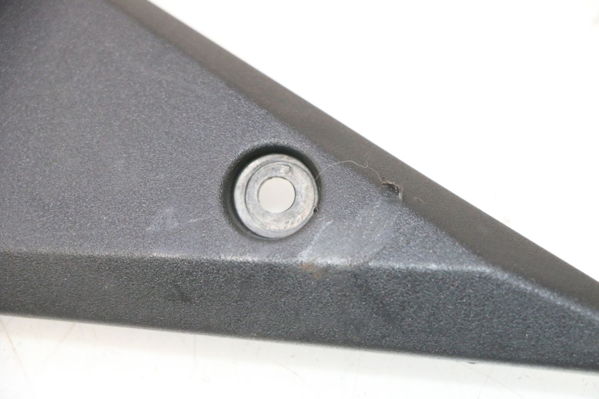 photo de LINKER ZIJFRAMEKAP SUZUKI GSF N BANDIT 1200 (2001 - 2005) - Zoom op gebruiksstaat