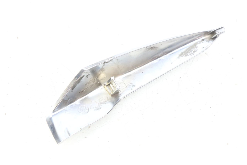 photo de LINKER ZIJKAP FRAME PIAGGIO LIBERTY IGET S 125 (2016 - 2020) - Technische close-up