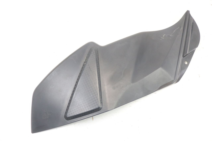 photo de LINKER ZIJKAP CHASSIS SUZUKI GSR 750 (2011 - 2017) - Hoofdaanzicht