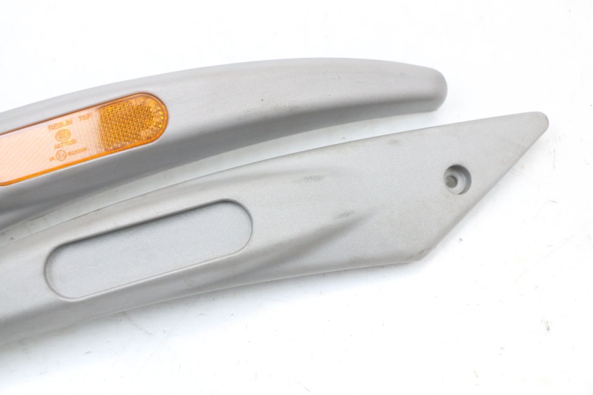 photo de Zijkap frame PIAGGIO LIBERTY 4T 50 (2004 - 2008) - Zoom op gebruiksstaat