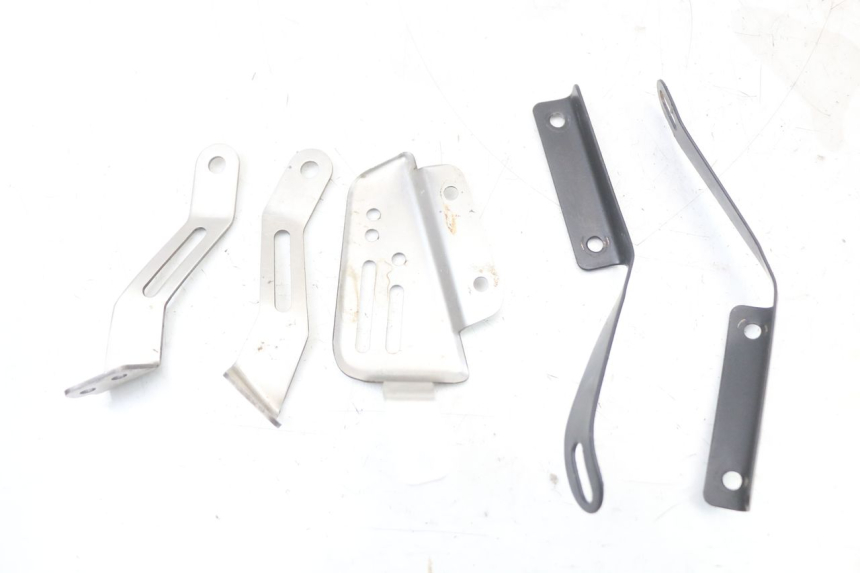 photo de Zijkap frame MASAI SCRAMBLER SPORT 125 (2021 - 2025) - Detail van het onderdeel