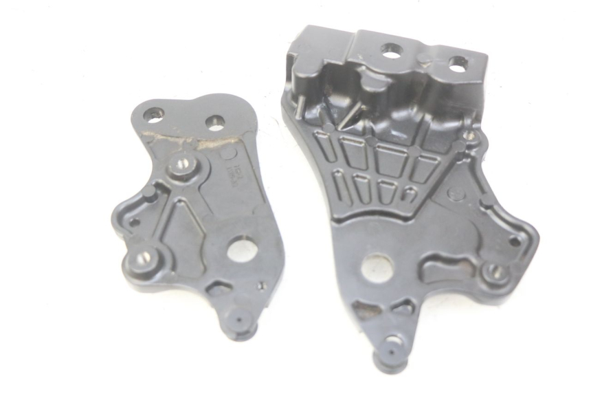 photo de ZIJFRAMEKAP YAMAHA MT-07 MT07 700 (2018 - 2020) - Detail van het onderdeel