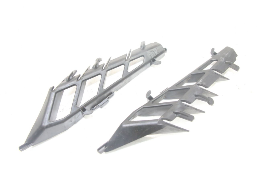 photo de Zijkap frame PEUGEOT SPEEDFIGHT 3 LC 2T 50 (2009 - 2015) - Detail van het onderdeel