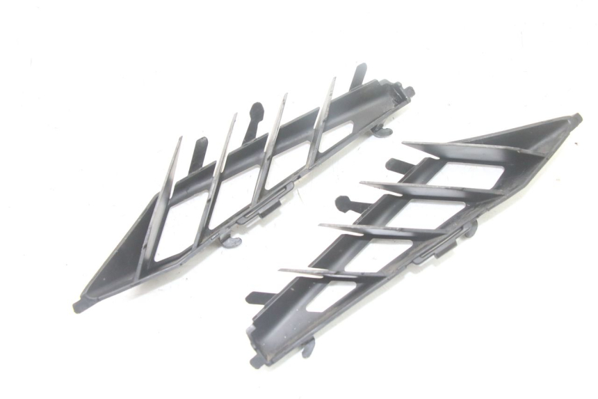 photo de Zijkap frame PEUGEOT SPEEDFIGHT 3 LC 2T 50 (2009 - 2015) - Zoom op gebruiksstaat