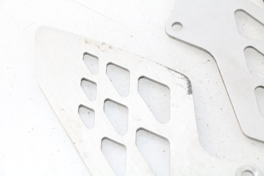 photo de Zijkap frame BMW S RR ABS S1000RR 1000 (2009 - 2011) - Technische close-up