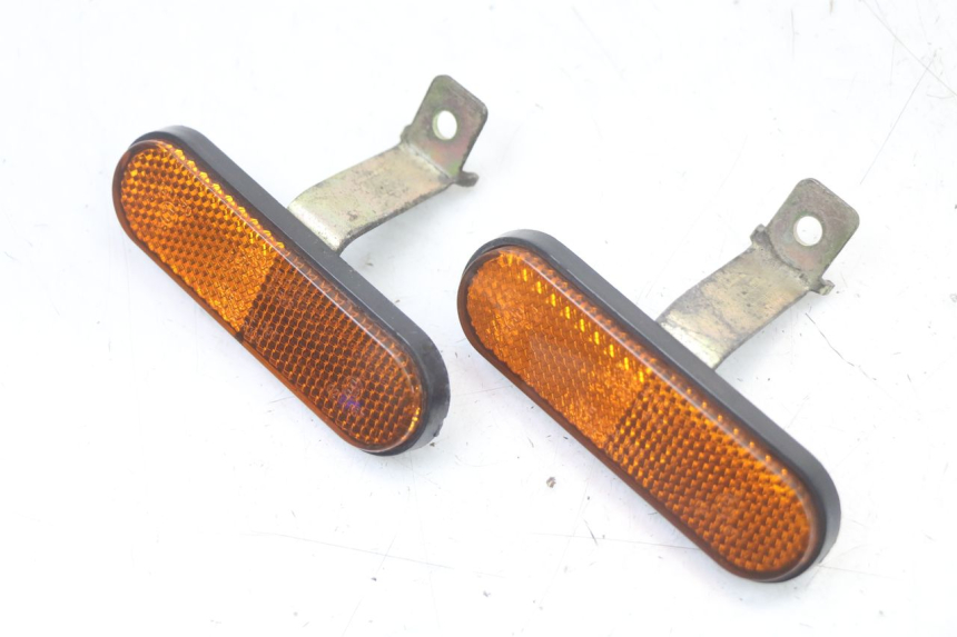 photo de ZIJFRAMEKAP KYMCO SUPER 8 125 (2008 - 2015) - Detail van het onderdeel