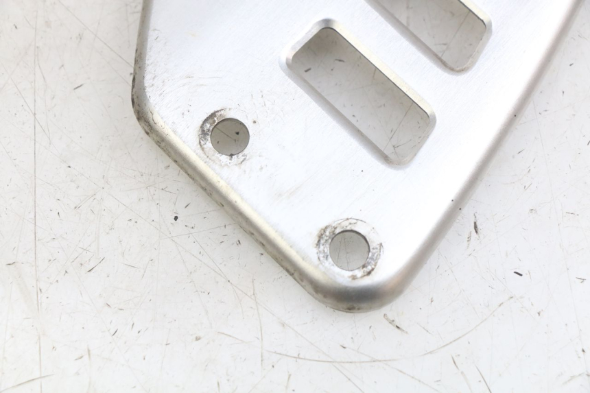 photo de ZIJFRAMEKAP SUZUKI SV N 650 (1999 - 2002) - Zoom op gebruiksstaat