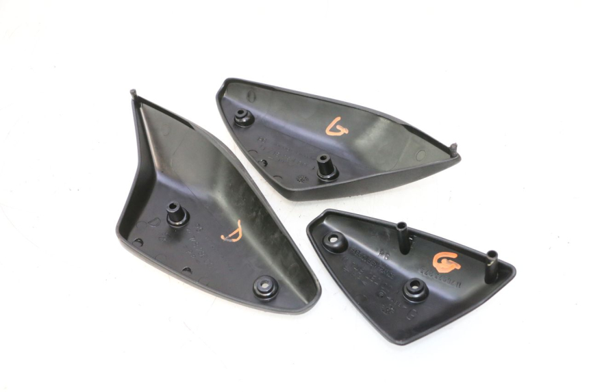 photo de Zijkap frame PEUGEOT TKR TREKKER FURIOUS 50 (2005 - 2014) - Detail van het onderdeel