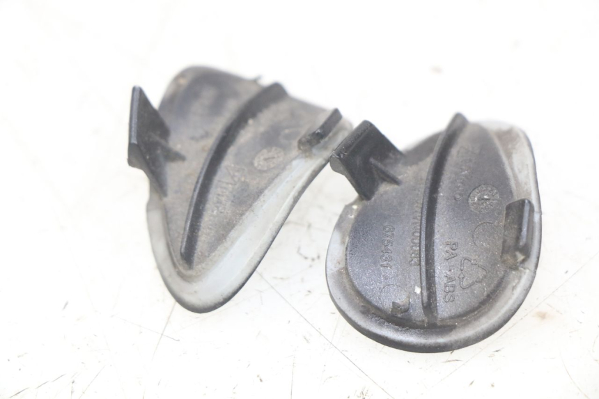 photo de ZIJFRAMEKAP PIAGGIO VESPA PRIMAVERA 2T 50 (2013 - 2018) - Detail van het onderdeel