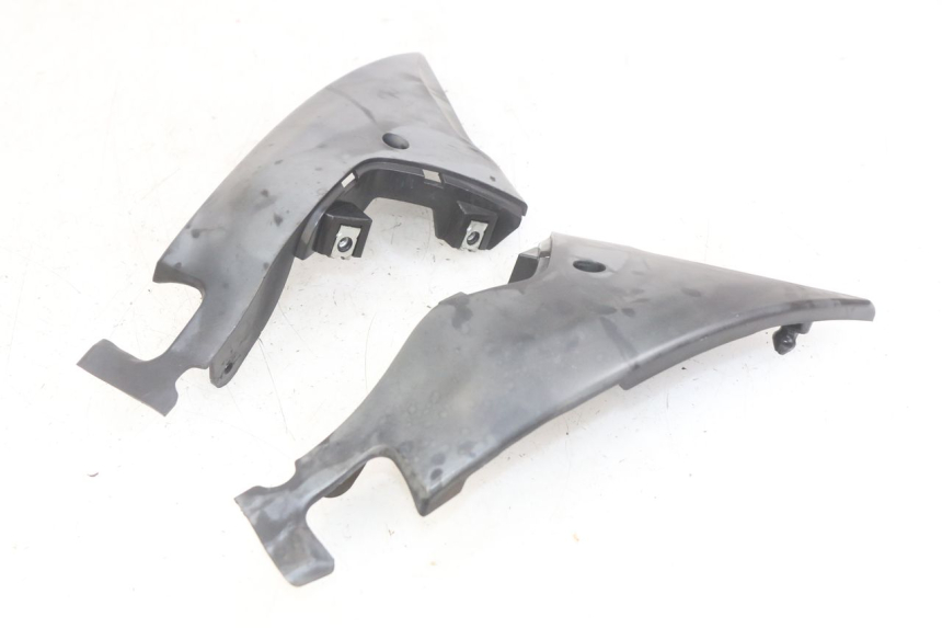 photo de Zijkap frame DAELIM VJ ROADWIN FI 125 (2008 - 2017) - Zoom op gebruiksstaat