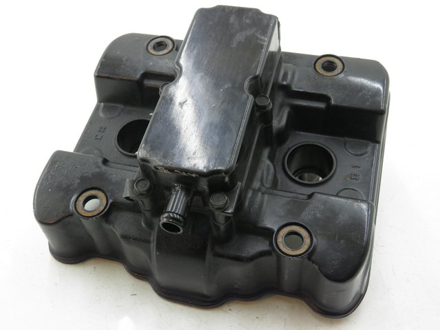photo de ACHTERSTE KLEPDEKSEL HONDA VFR 750 (1990 - 1993) - Hoofdaanzicht