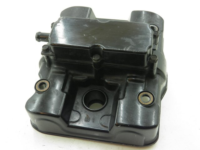 photo de ACHTERSTE KLEPDEKSEL HONDA VFR 750 (1990 - 1993) - Detail van het onderdeel