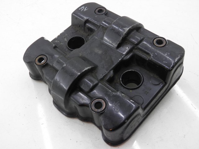 photo de VOORSTE KLEPDEKSEL HONDA VFR 750 (1990 - 1993) - Detail van het onderdeel