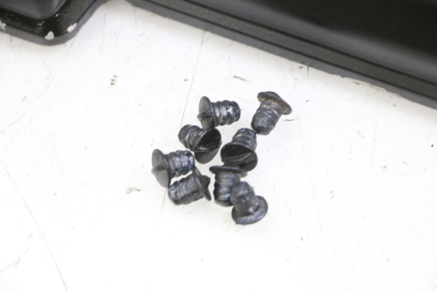 photo de KLEPDEKSEL MV AGUSTA BRUTALE R WALLY 910 (2008 - 2008) - Productaanzicht