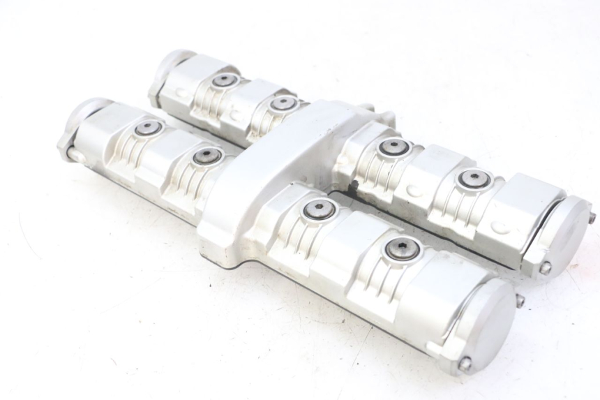 photo de KLEPDEKSEL YAMAHA FZS FAZER 600 (2001 - 2003) - Bevestigingspunten