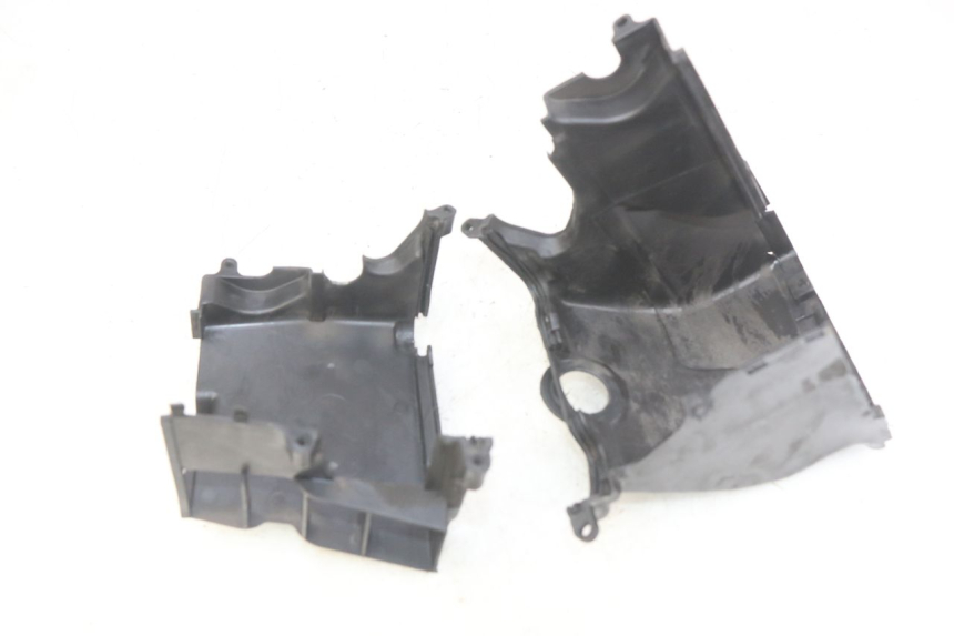 photo de CILINDERKAP PEUGEOT CITYSTAR AIR 125 (2014 - 2017) - Zoom op gebruiksstaat