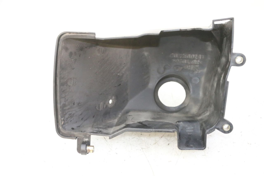 photo de CILINDERKAP PEUGEOT KISBEE 2T 50 (2010 - 2017) - Zoom op gebruiksstaat