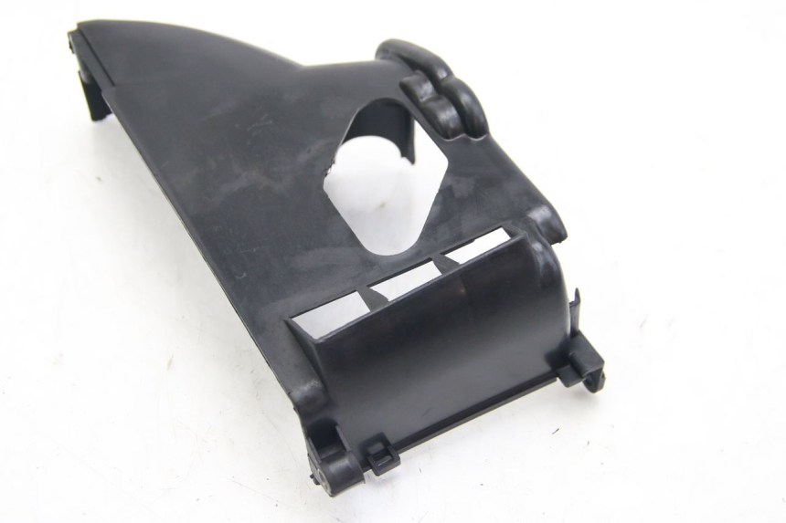 photo de CILINDERKAP PEUGEOT KISBEE 4T 50 (2018 - 2022) - Zoom op gebruiksstaat